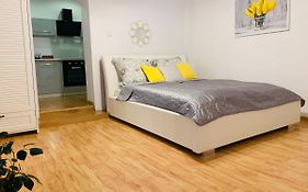 Apartament Rodzinny z ogrodem
